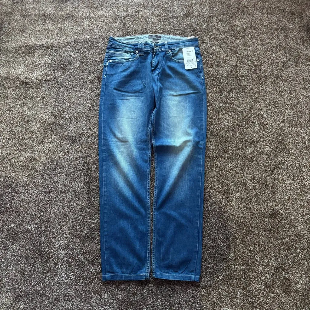 Zara-30 (Straight Fit)