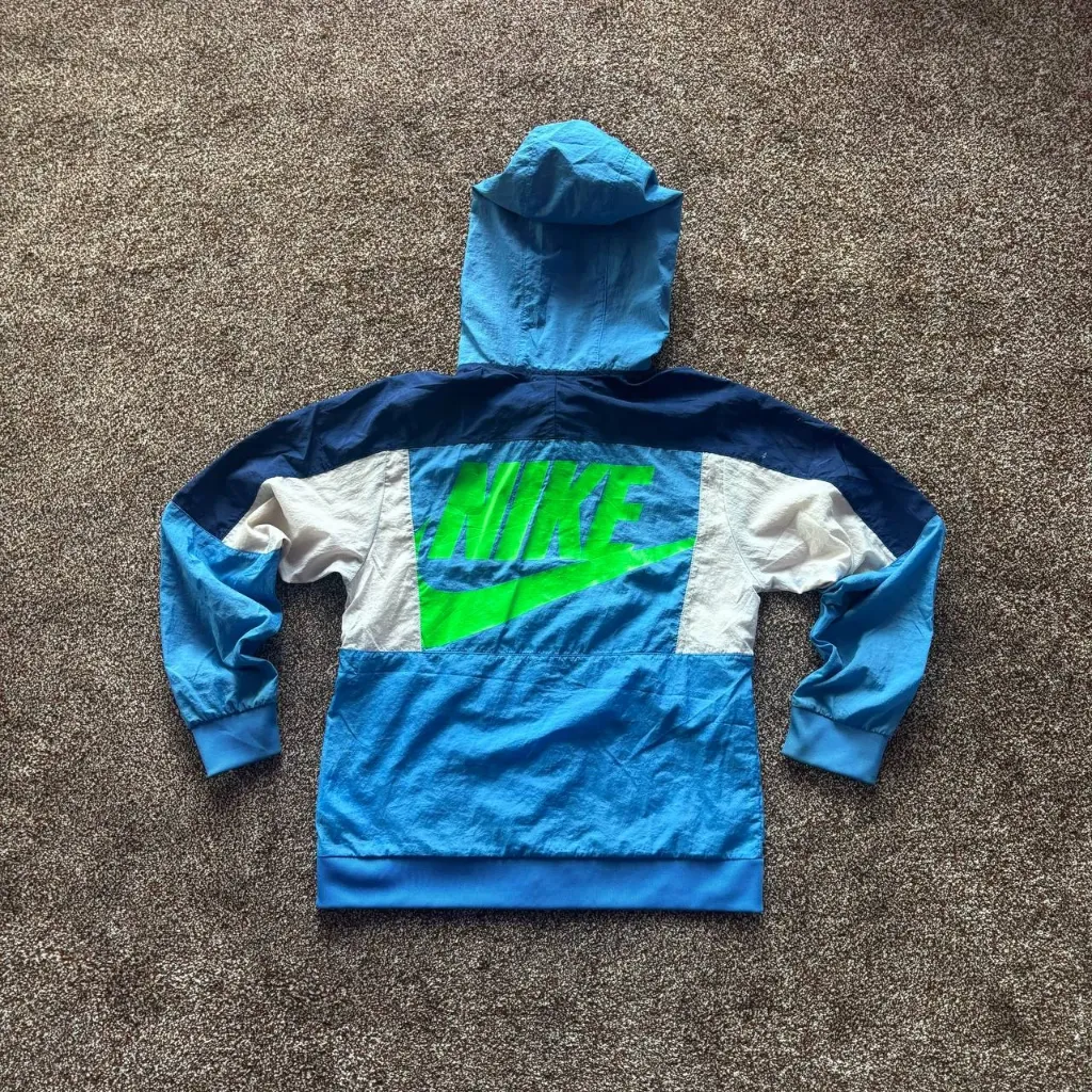 Nike-S