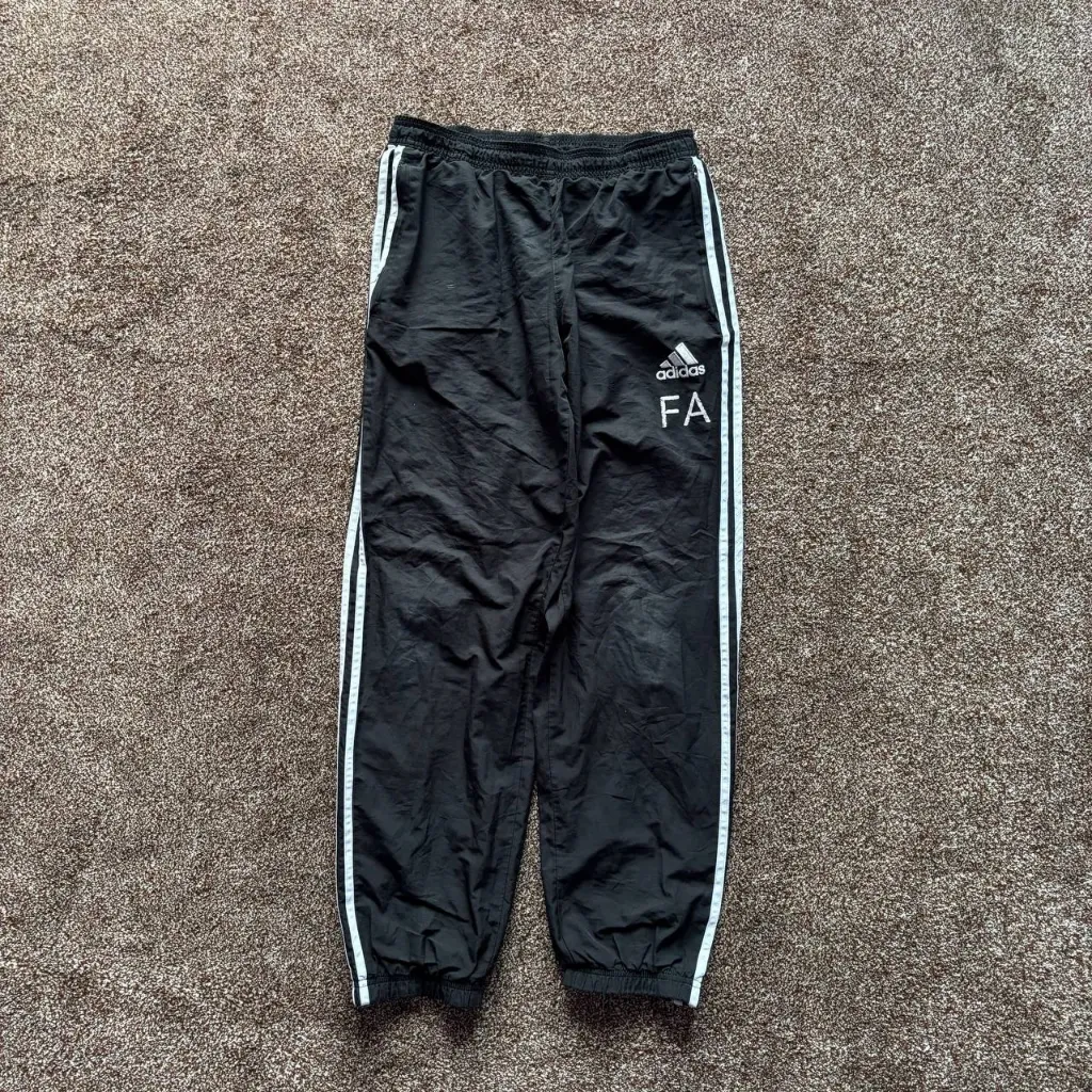 Adidas 30-36 (Adjustable)