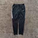 Nike 30-36 (Adjustable)