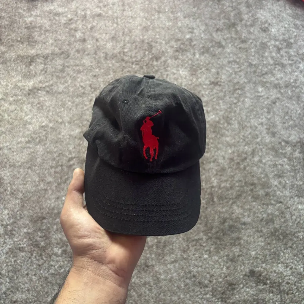 Polo Ralph Lauren Embroidered Pony Logo Cap – Black/Red