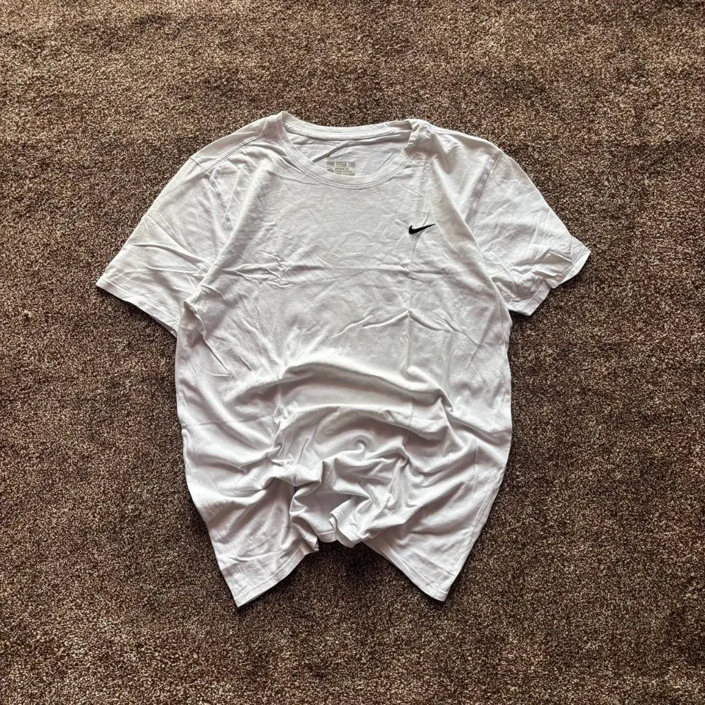 Nike - M