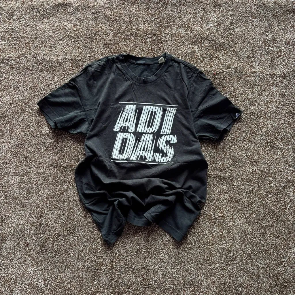 Adidas - M