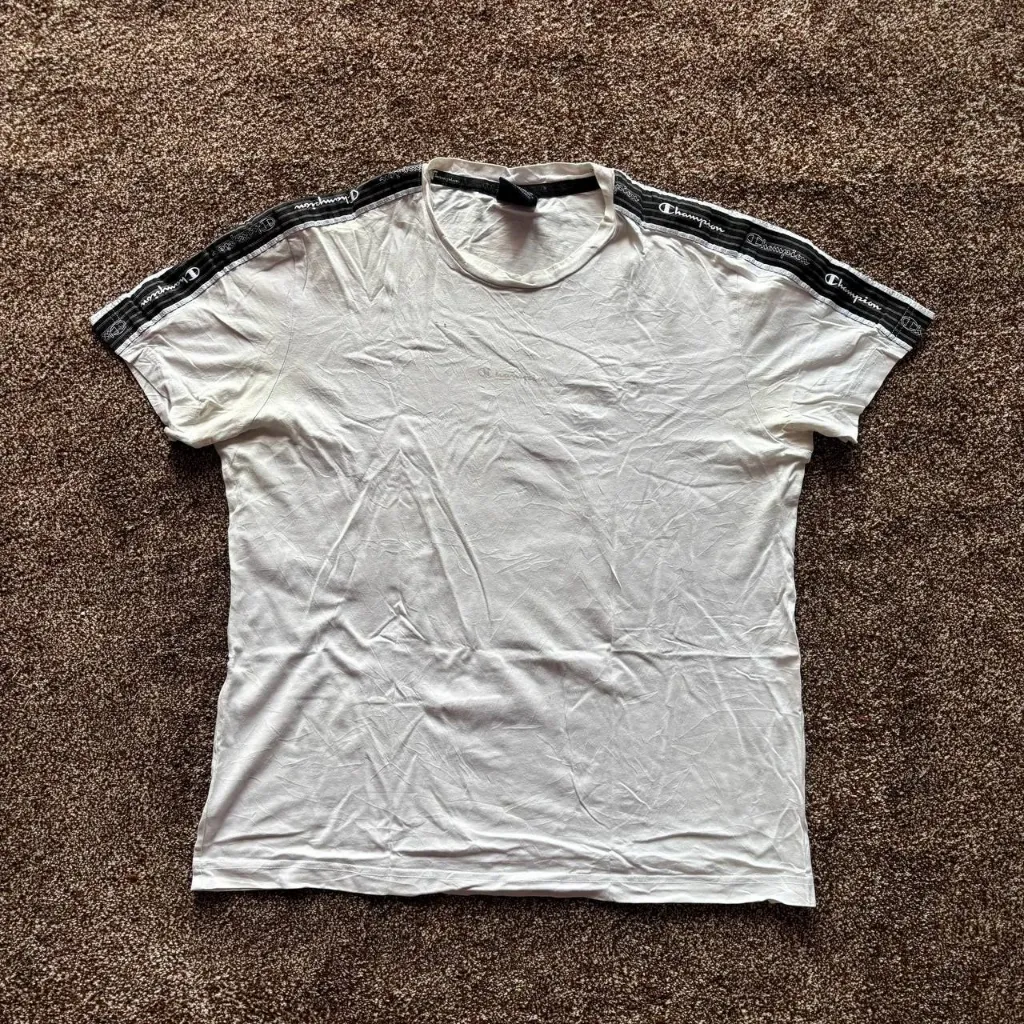 Champion - M
