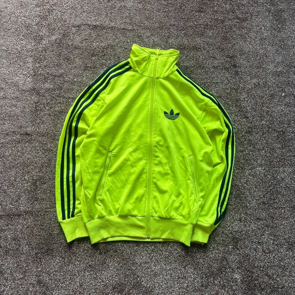 Adidas-M
