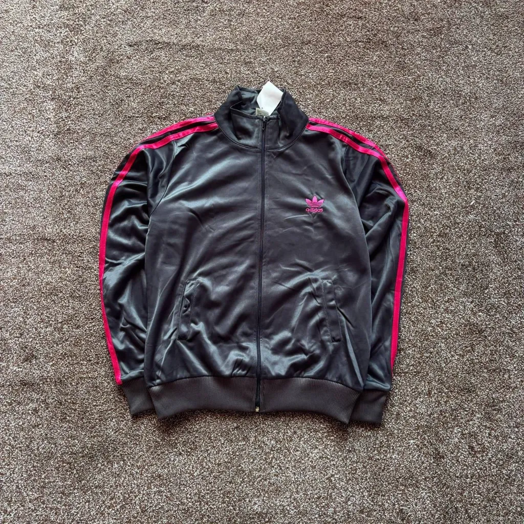 Adidas-M