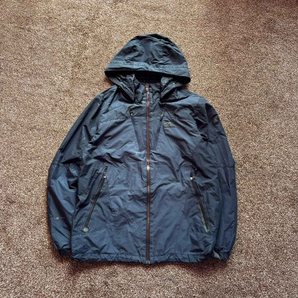 Montpic (Hardshell)-L