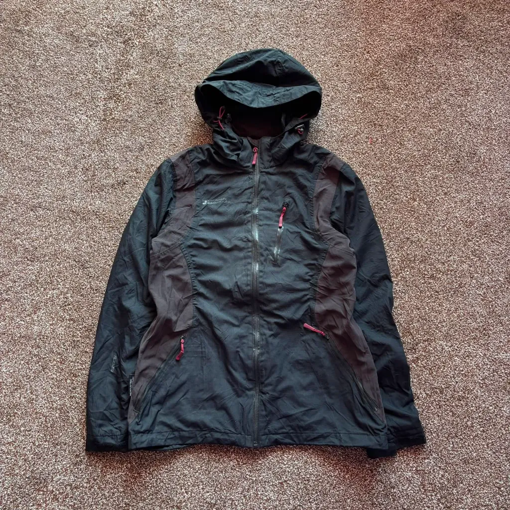 Mountain Warehouse(Hardshell)-M
