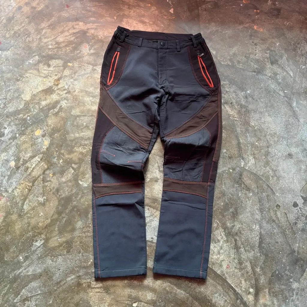 Hiking/Trekking pant-28-30