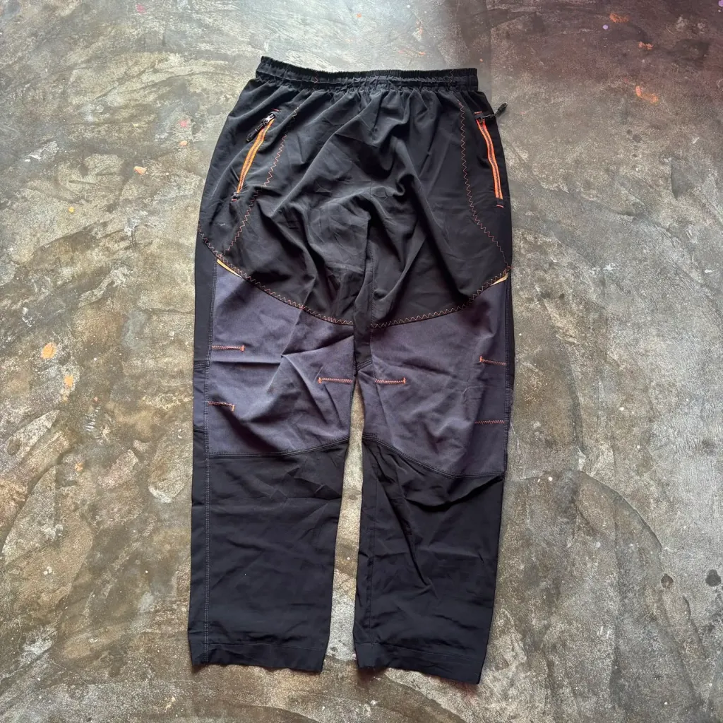 Hiking/Trekking Pant-28